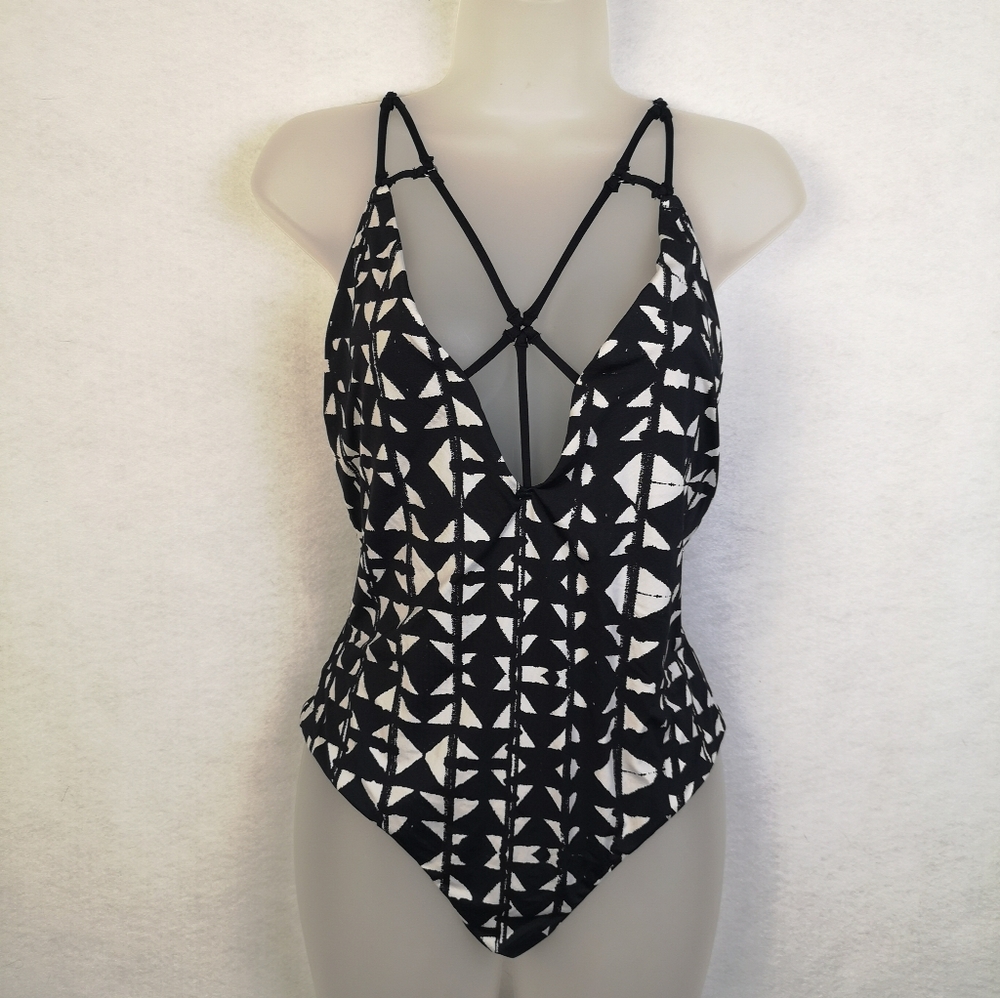 Dolce Vita One Piece Swimsuit size L Front Cage Deep Plunge NWT